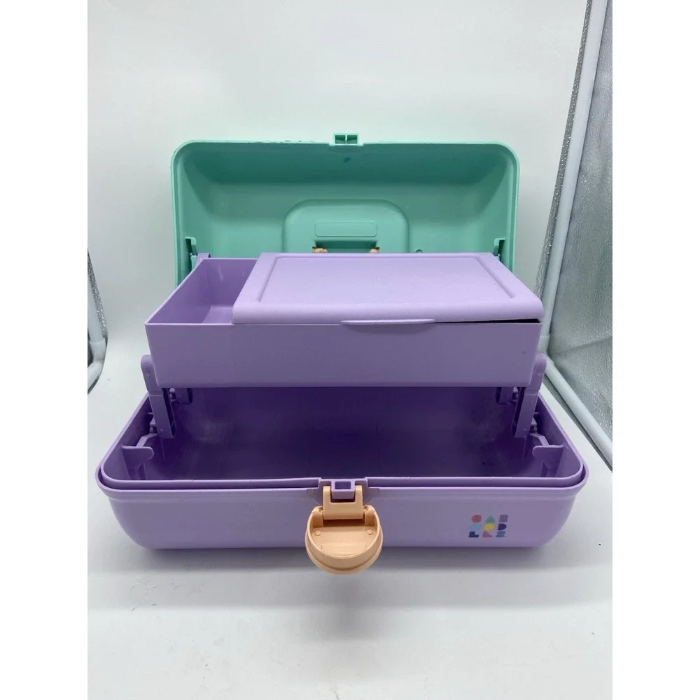Caboodles pretty petite
